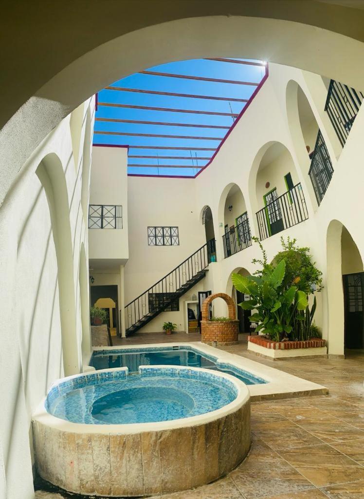 Hotel Dona Chela En Кальвильо Экстерьер фото